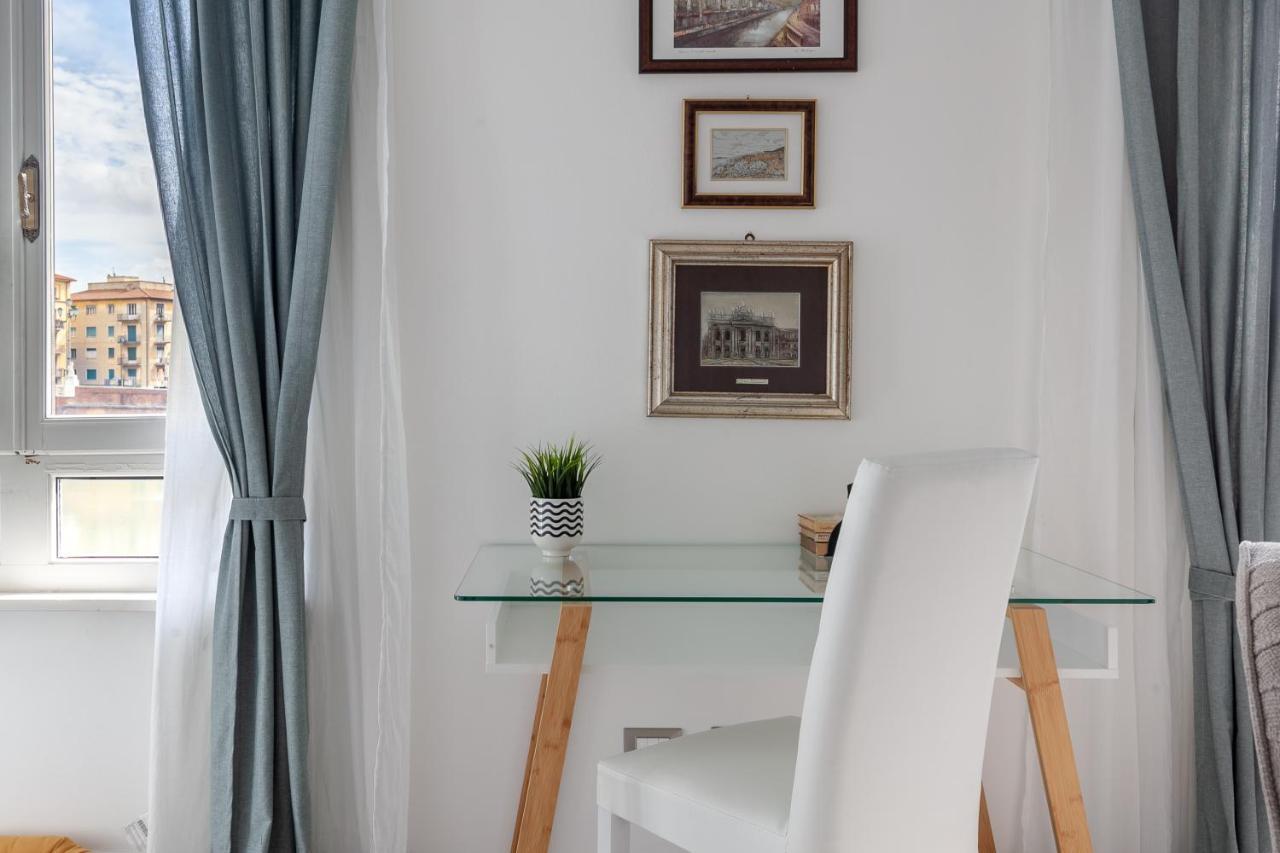 Lungarno Elegant Apartment With Panoramic Balcony Pisa Eksteriør bilde