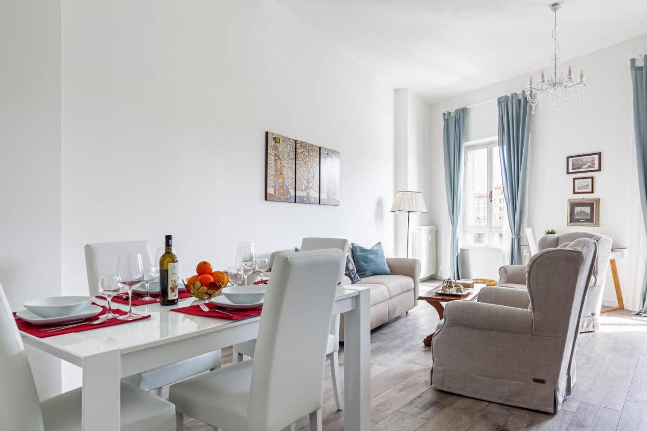 Lungarno Elegant Apartment With Panoramic Balcony Pisa Eksteriør bilde